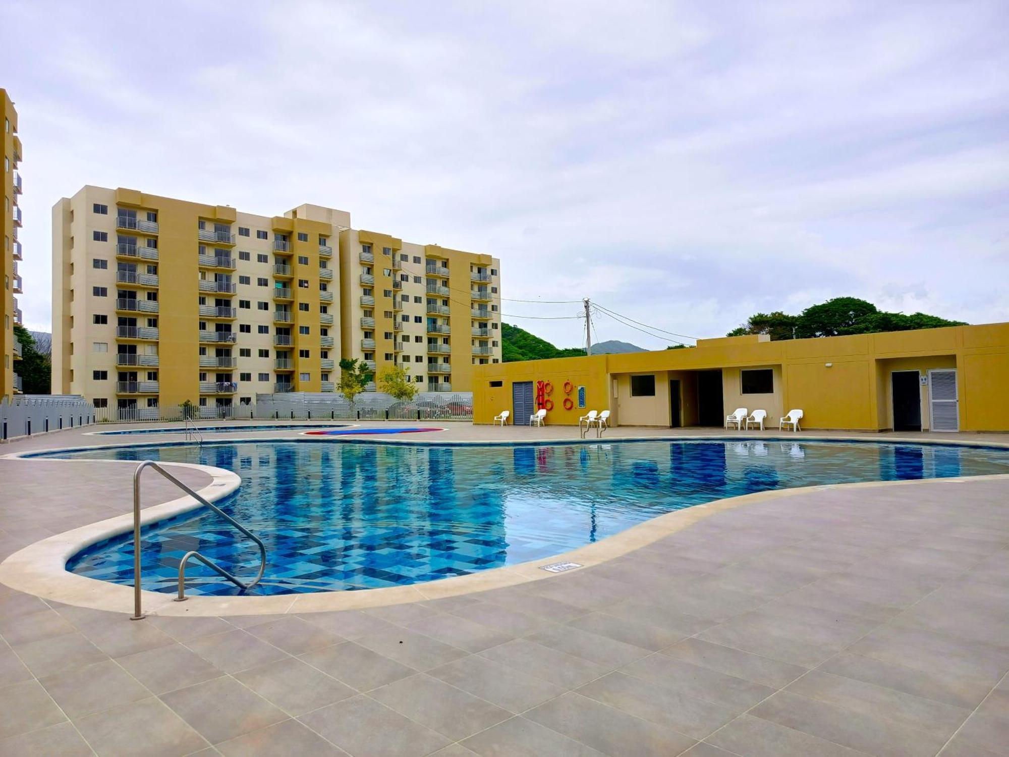 En Conjunto Con Piscina Aviva Sierra * Santa Marta (Magdalena)